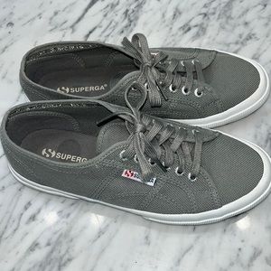 Worn once Superga sneakers, size 39.5. Gray color works with all seasons.Staple